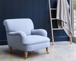 Holmfirth Chair in Georgie Blue