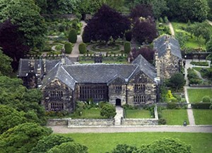 oakwell hall country