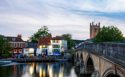 Angel on the bridge Henley